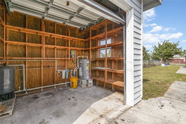19621 N Tamiami TRL 5, North Fort Myers, FL 33903