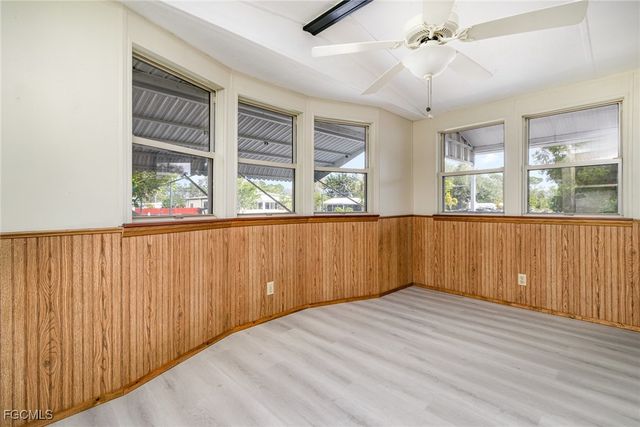 19621 N Tamiami TRL 5, North Fort Myers, FL 33903