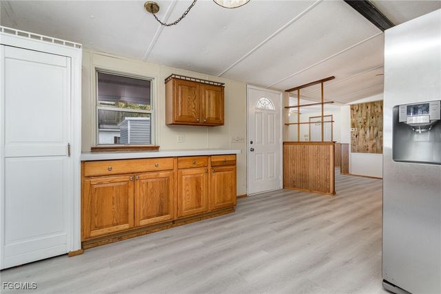 19621 N Tamiami TRL 5, North Fort Myers, FL 33903