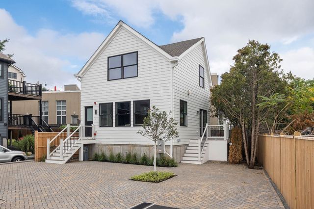 60 Franklin St 3, Somerville, MA 02145