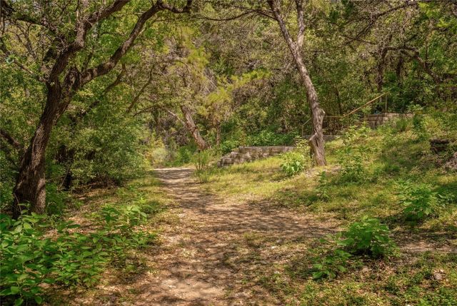 4822 Twin Valley DR, Austin, TX 78731