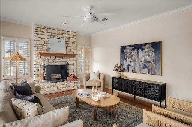 4822 Twin Valley DR, Austin, TX 78731