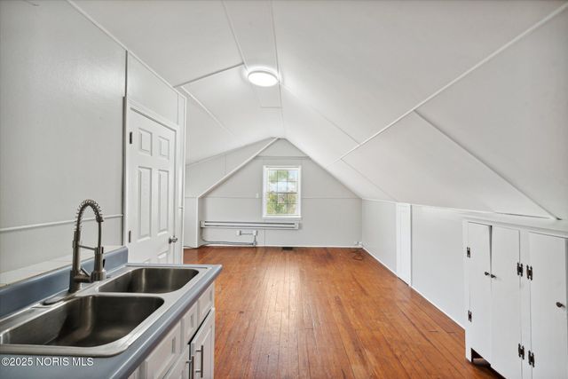 2140 Wyndhurst Road, Toledo, OH 43607