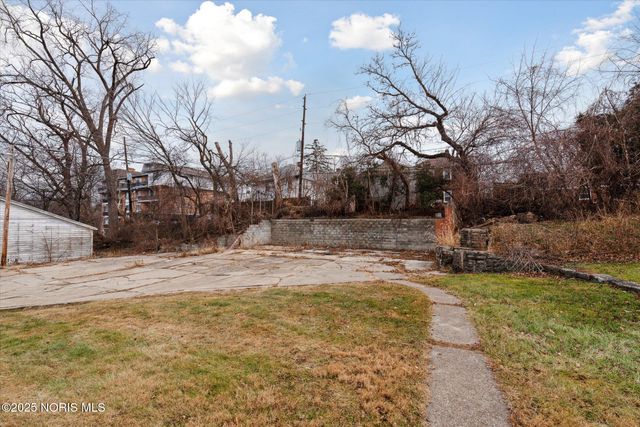 2140 Wyndhurst Road, Toledo, OH 43607