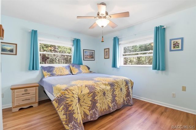 8215 E Floral Park Drive, Floral City, FL 34436