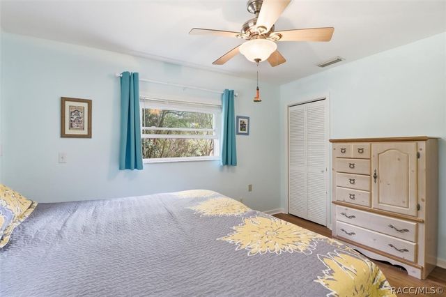 8215 E Floral Park Drive, Floral City, FL 34436