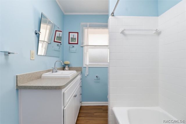 8215 E Floral Park Drive, Floral City, FL 34436