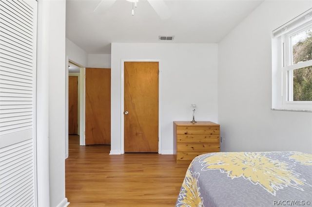 8215 E Floral Park Drive, Floral City, FL 34436