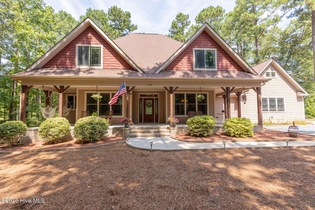 123 Joels Circle, Carthage, NC 28327
