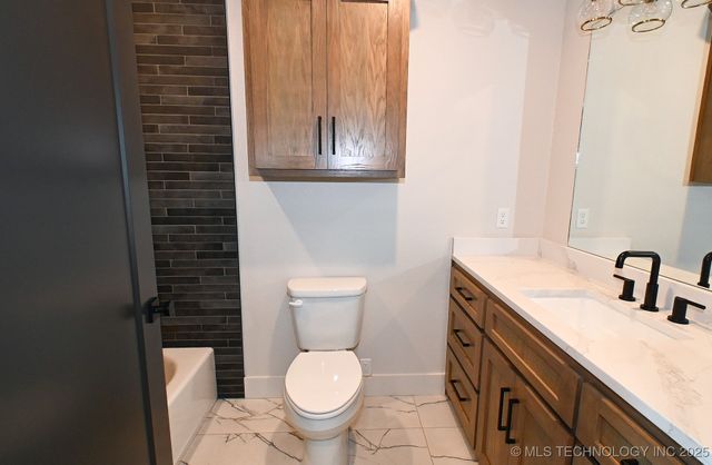 01 Sunset Lane, Vian, OK 74962