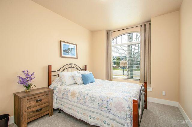 1003 Overland Trail St, Middleton, ID 83644