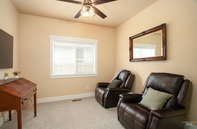 1003 Overland Trail St, Middleton, ID 83644