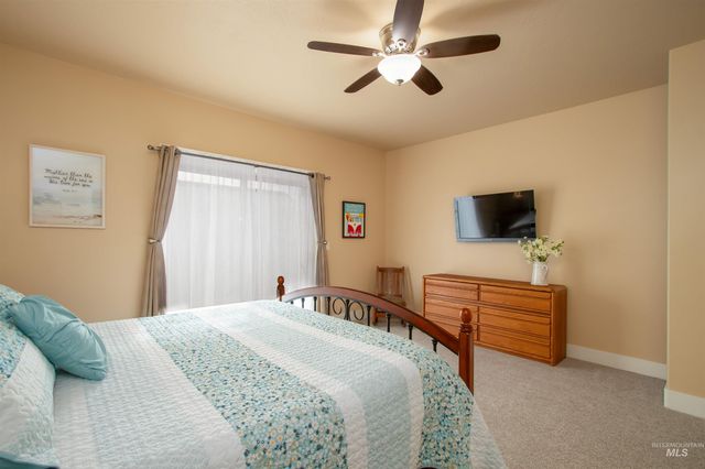 1003 Overland Trail St, Middleton, ID 83644