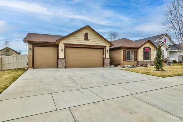 1003 Overland Trail St, Middleton, ID 83644