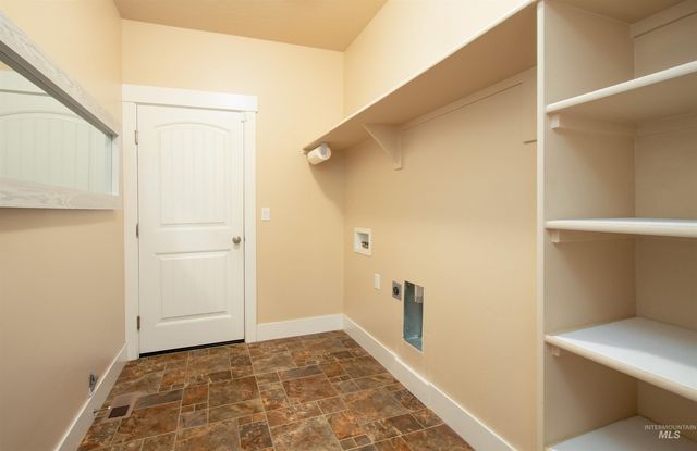 1003 Overland Trail St, Middleton, ID 83644