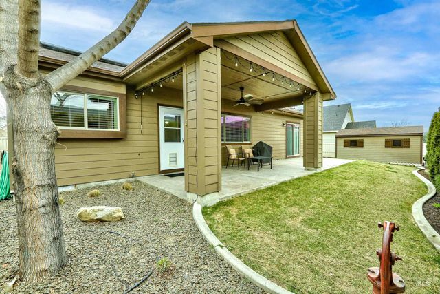 1003 Overland Trail St, Middleton, ID 83644