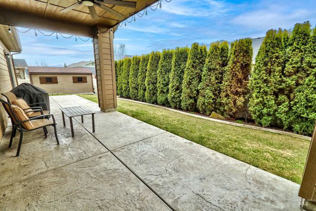 1003 Overland Trail St, Middleton, ID 83644