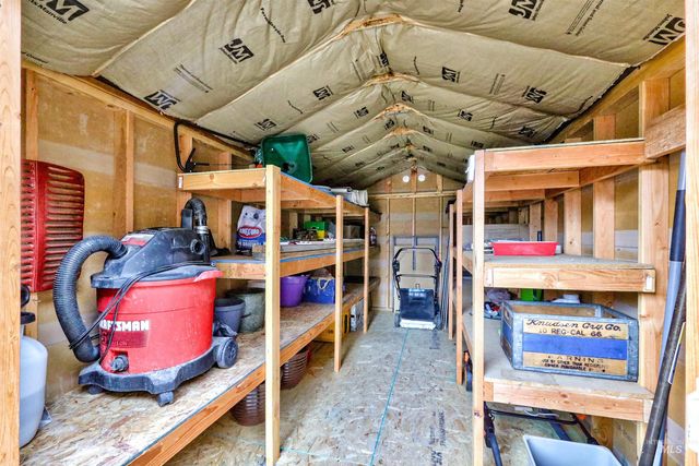 1003 Overland Trail St, Middleton, ID 83644