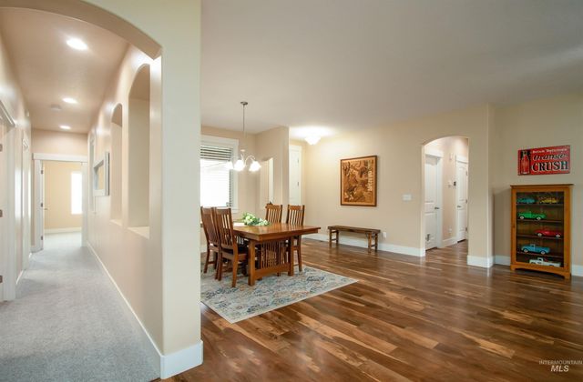 1003 Overland Trail St, Middleton, ID 83644