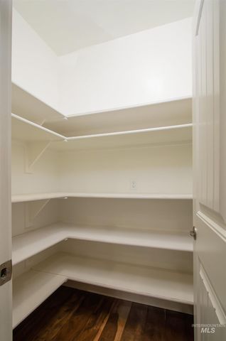 1003 Overland Trail St, Middleton, ID 83644