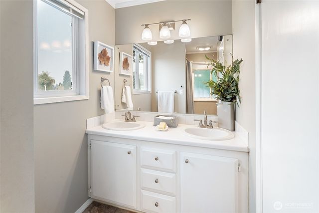 9 N Elliott Avenue, Wenatchee, WA 98801