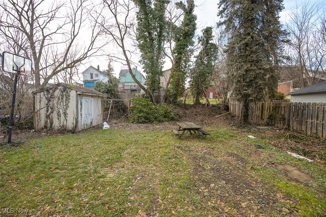 144 19th Street NW, Barberton, OH 44203