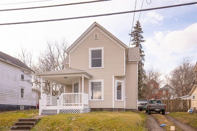 144 19th Street NW, Barberton, OH 44203