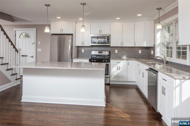 14 Bliss Avenue M, Tenafly, NJ 07670