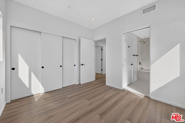 1853 12th Street D, Santa Monica, CA 90404