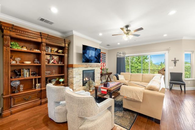 6225 Green Ridge Dr, Foresthill, CA 95631