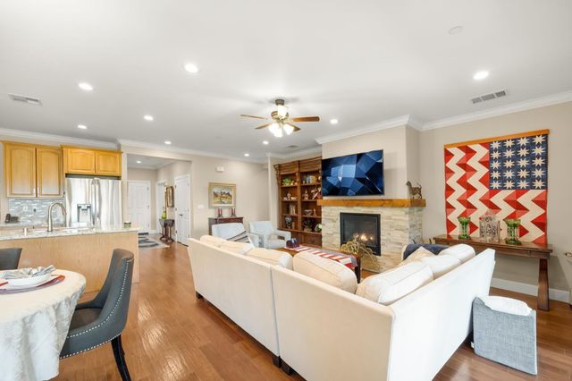 6225 Green Ridge Dr, Foresthill, CA 95631