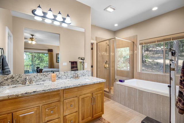 6225 Green Ridge Dr, Foresthill, CA 95631