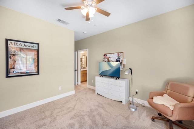 6225 Green Ridge Dr, Foresthill, CA 95631