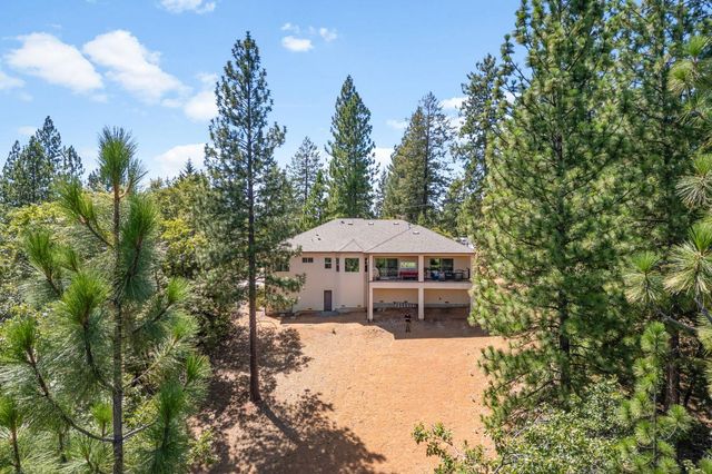 6225 Green Ridge Dr, Foresthill, CA 95631