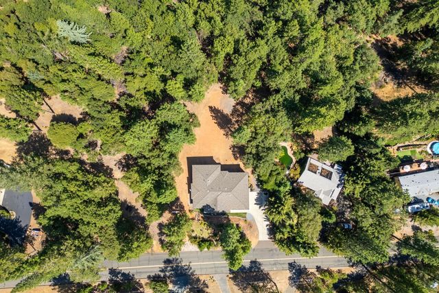 6225 Green Ridge Dr, Foresthill, CA 95631