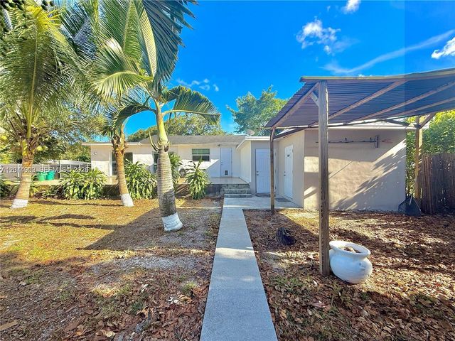 947 NE 149th St, Miami, FL 33161