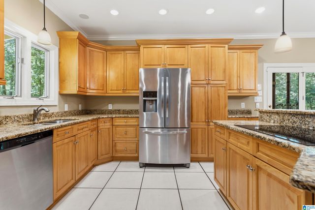 5661 EASTERN VALLEY ROAD, Mccalla, AL 35111