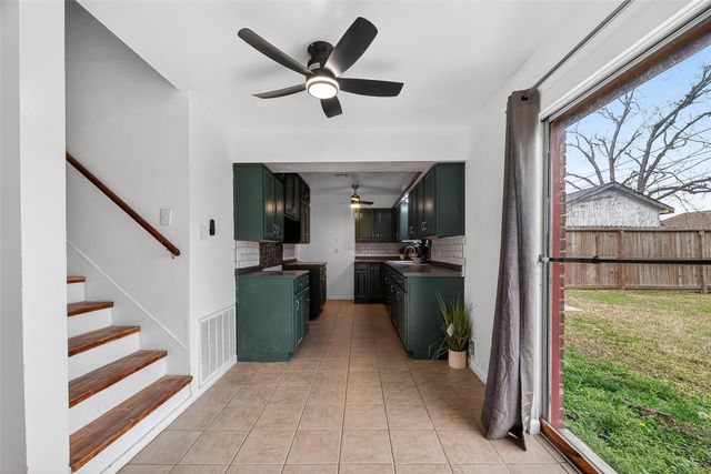 512 Harold Lane, Baytown, TX 77521