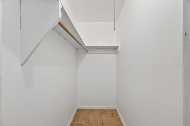 512 Harold Lane, Baytown, TX 77521