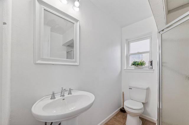 512 Harold Lane, Baytown, TX 77521