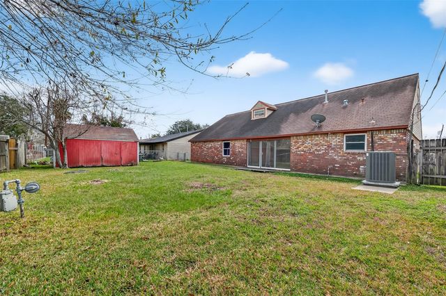 512 Harold Lane, Baytown, TX 77521