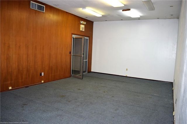 2 W Main St, Avon Park, FL 33825