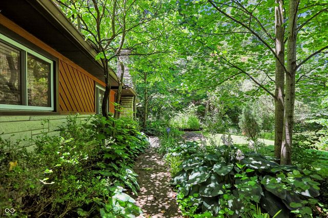 11060 Beechwood Drive W, Carmel, IN 46280
