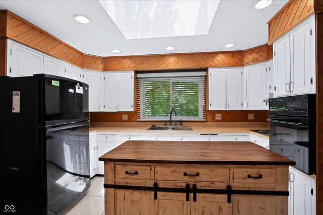 11060 Beechwood Drive W, Carmel, IN 46280