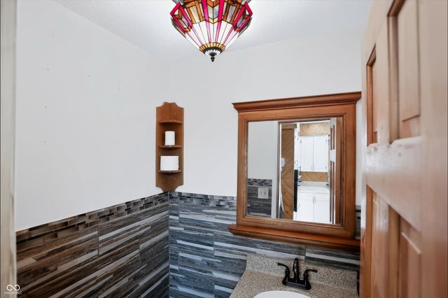 11060 Beechwood Drive W, Carmel, IN 46280