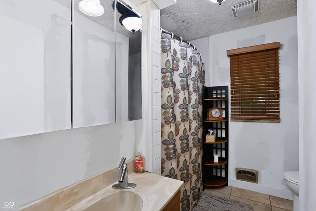 11060 Beechwood Drive W, Carmel, IN 46280