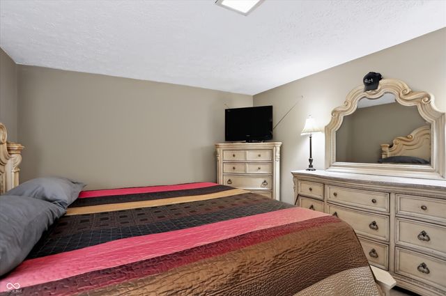 11060 Beechwood Drive W, Carmel, IN 46280