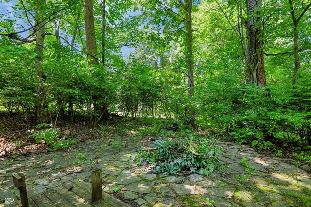 11060 Beechwood Drive W, Carmel, IN 46280