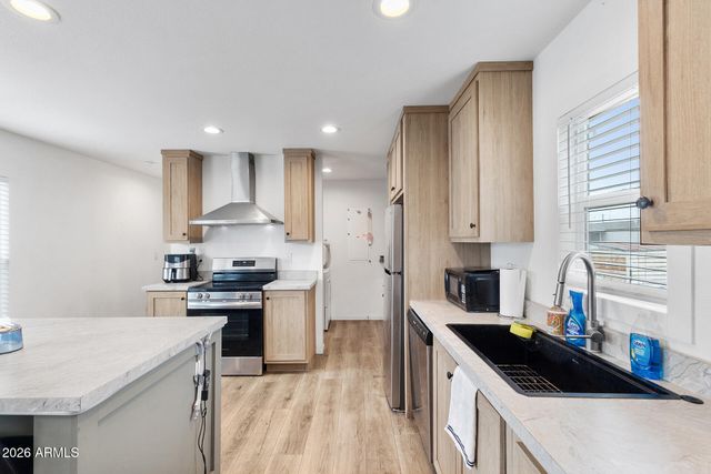 2060 N CENTER Street 87, Mesa, AZ 85201