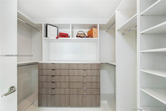 16901 Collins Ave 1905, Sunny Isles Beach, FL 33160